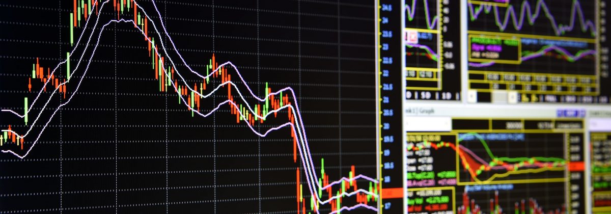 Manage Risk Through Portfolio Diversification