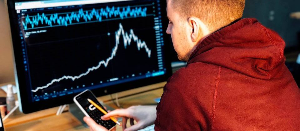 How to Apply Elliott Wave Theory to Trading